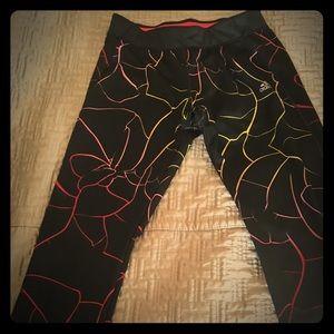 Never worn!  Adidas mid calf workout tights